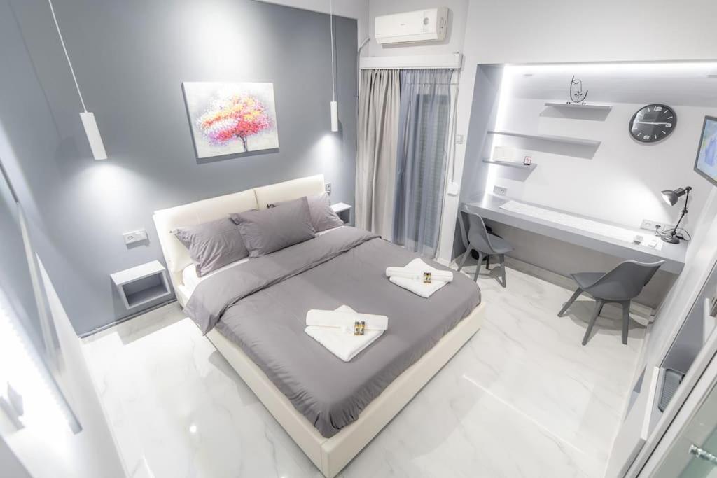 Lux Seaside Apartment By Volos Hospitality Ngoại thất bức ảnh