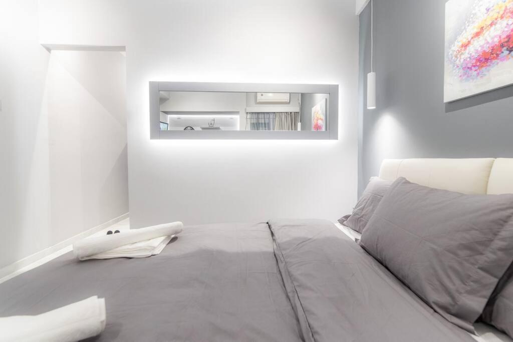Lux Seaside Apartment By Volos Hospitality Ngoại thất bức ảnh